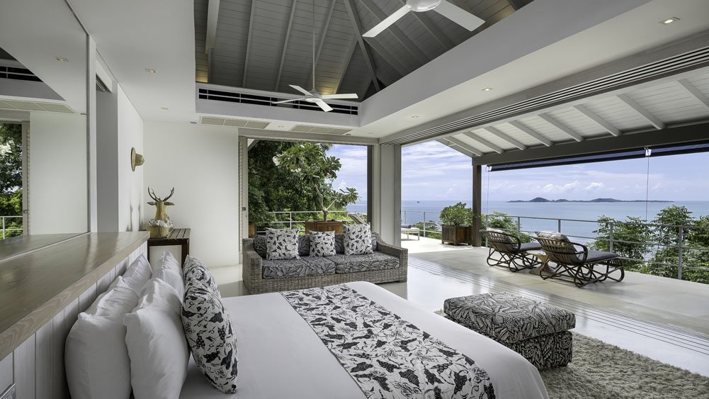 Element of 8 - Opulent master bedroom with breathtaking ocean views
